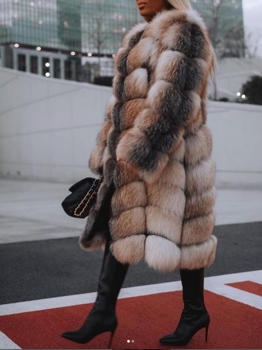 Elegant Collarless Fur Coat