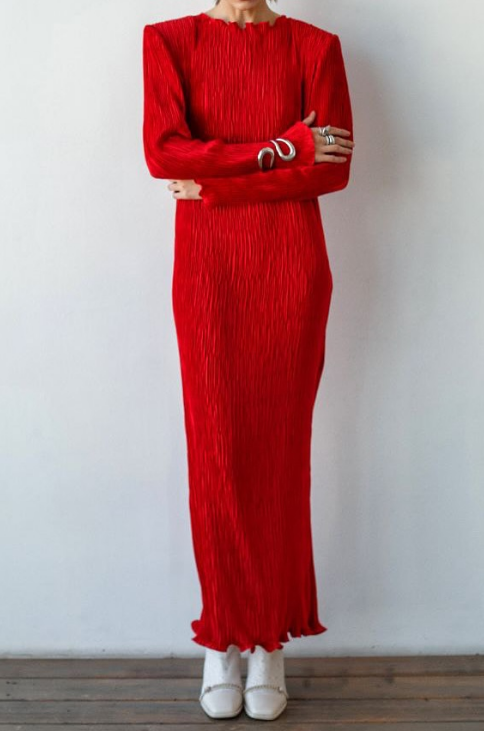 Chic Wide-Shouldered Long Dress