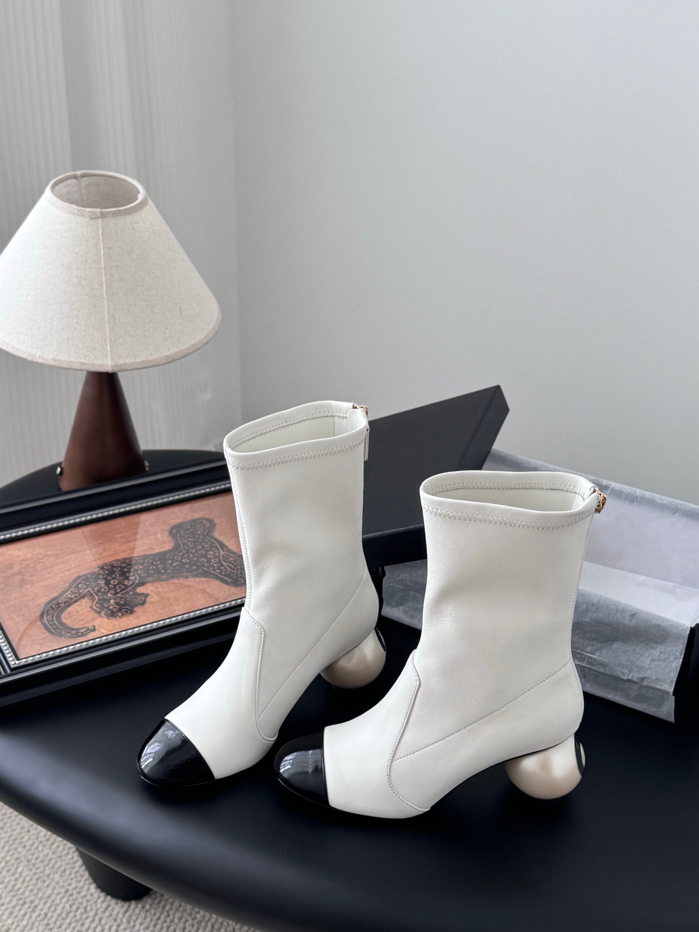 Ball-heeled Elastic Zipper Boots