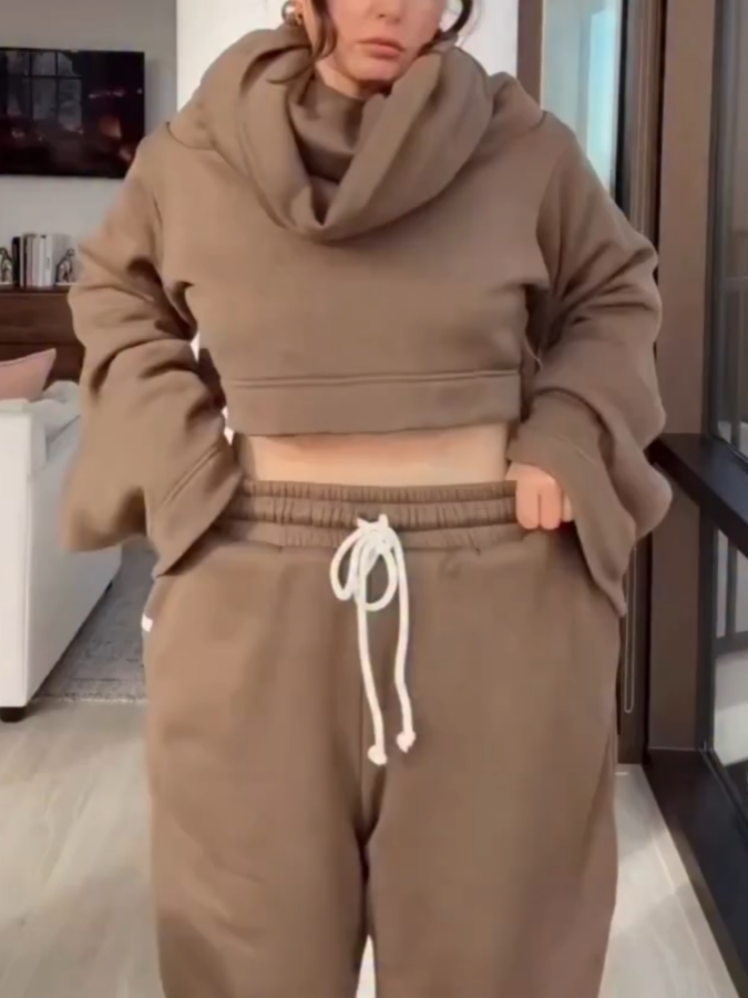 Bell-sleeved Hooded Sweatsuit