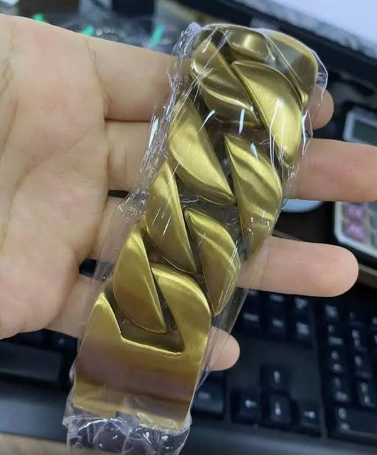 Wide Cuban Necklace