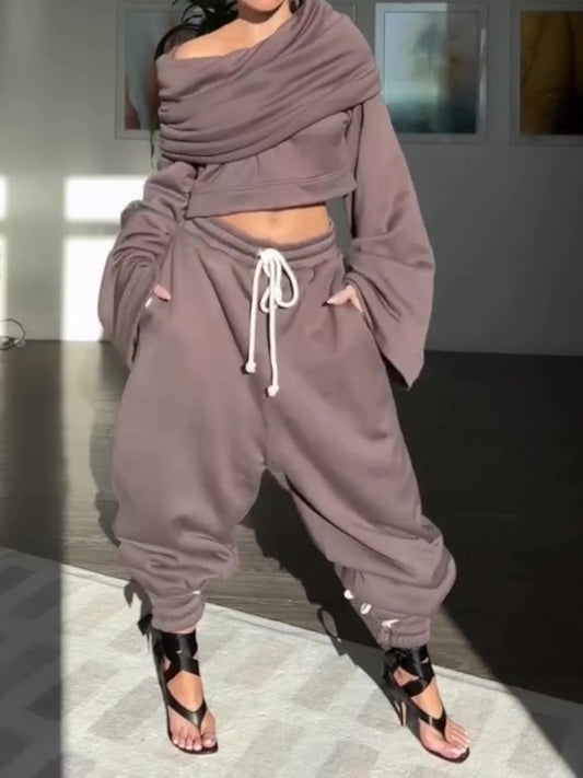 Bell-sleeved Hooded Sweatsuit