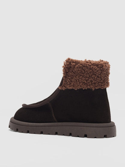 Women's Suede Boots With Front Zipper Detail And Fur Lining