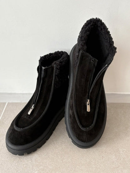 Women's Suede Boots With Front Zipper Detail And Fur Lining