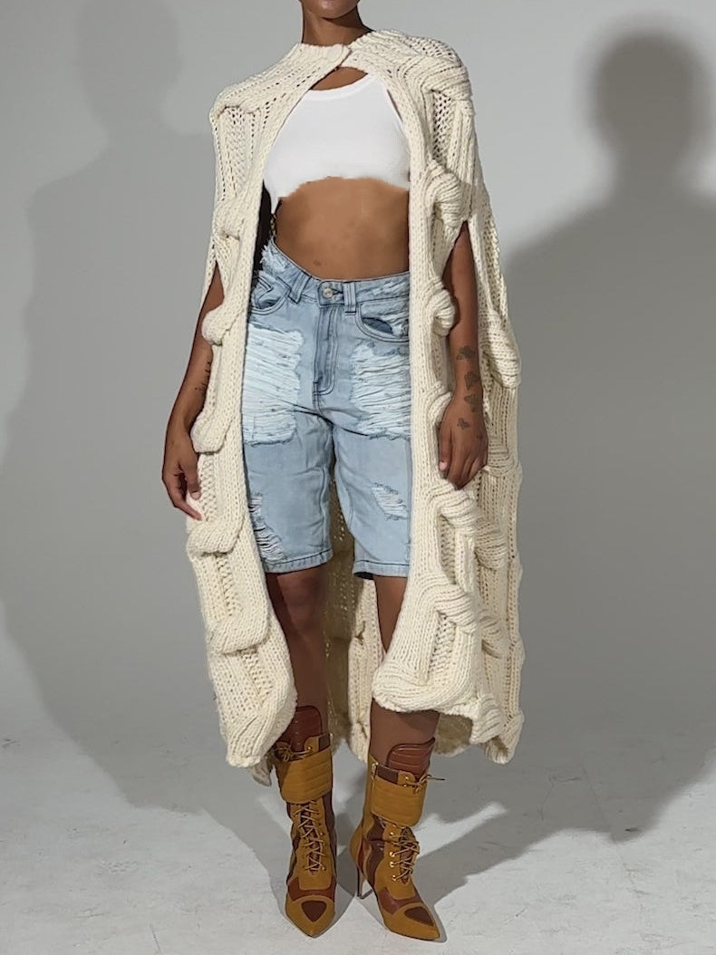 Sleeveless Textured Chunky Knit Sweater