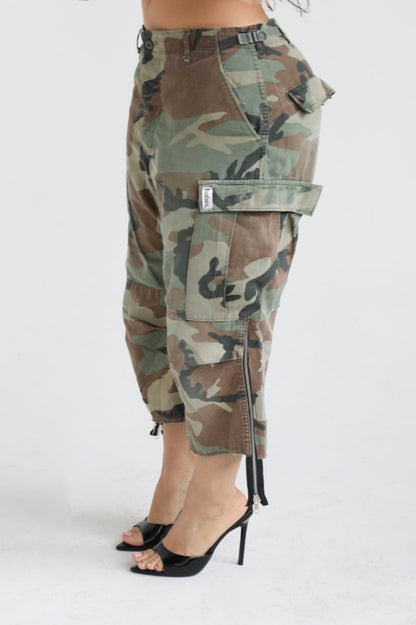 Cropped Cargo Camouflage Pants