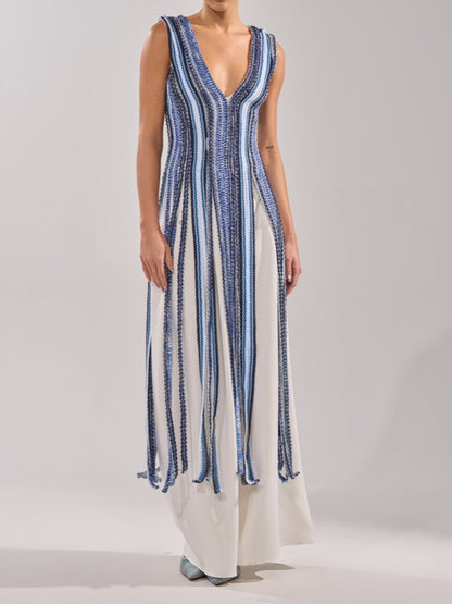 V-neck Sleeveless Tassel Top