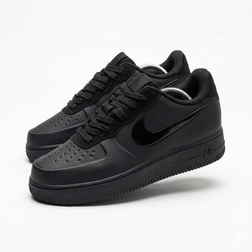 AF1 Full Black Sneakers