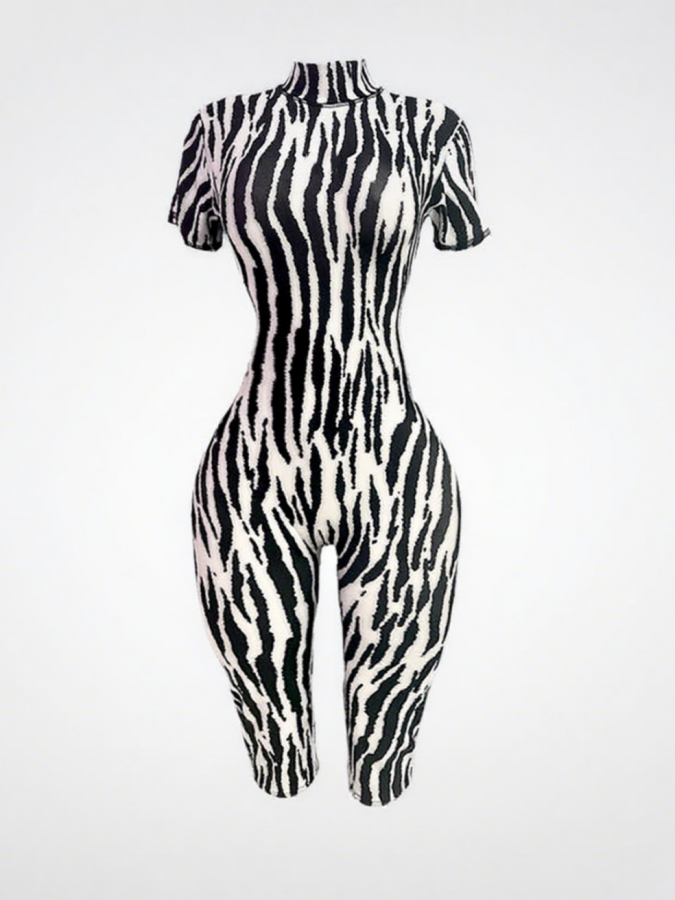 Black And White Pattern Short-sleeved Jumpsuit