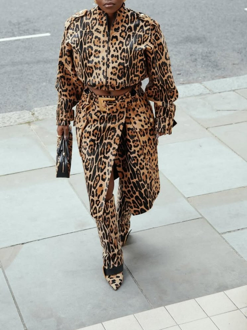 Chic Leopard Pattern Suit